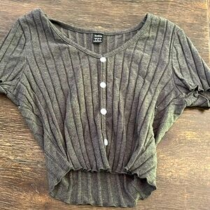 SHEIN cropped grey ribbed t-shirt